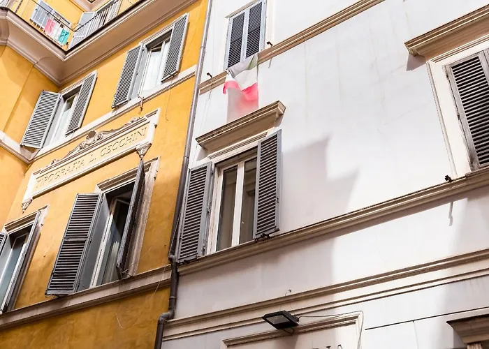 Trevi Fountain - dreamhome